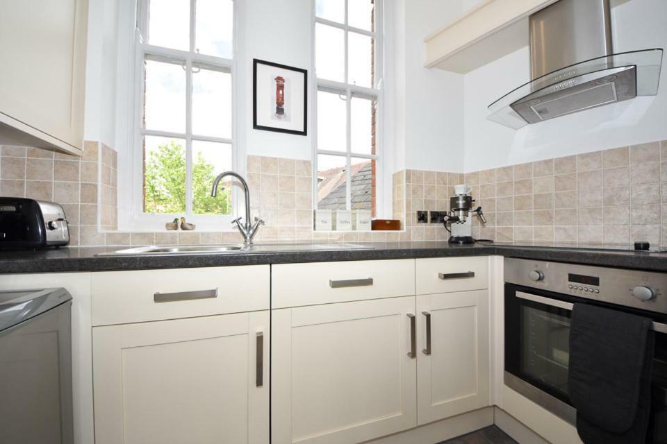 Warwick Post Office Apartment Экстерьер фото