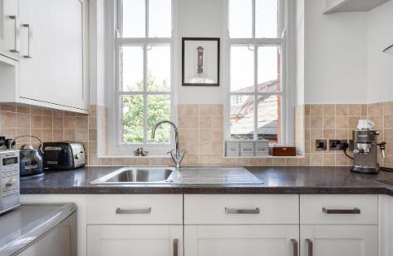 Warwick Post Office Apartment Экстерьер фото